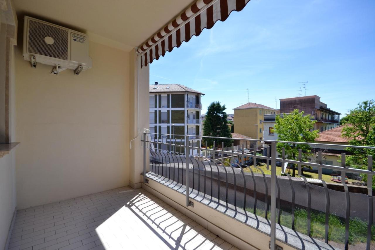 Charming Flat In Vercelli - 50 Sqm - Cosy Balcony. Exterior foto