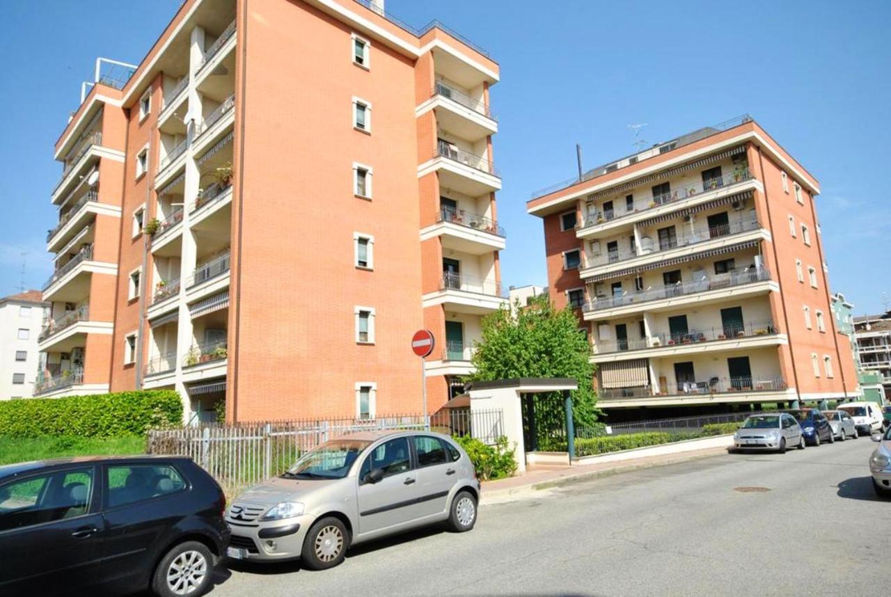 Charming Flat In Vercelli - 50 Sqm - Cosy Balcony. Exterior foto